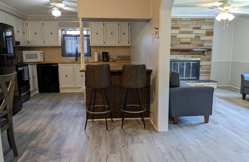 Tidioute House | Riverfront Home