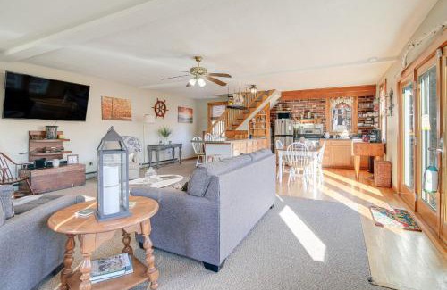 Kingston House | Riverfront Kingston Cottage with Deck, 2 Mi to Beach
