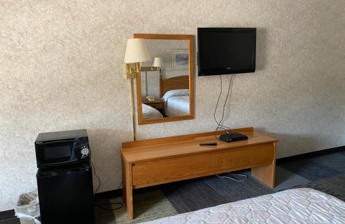 Burkesville Cabin | Riverfront Lodge