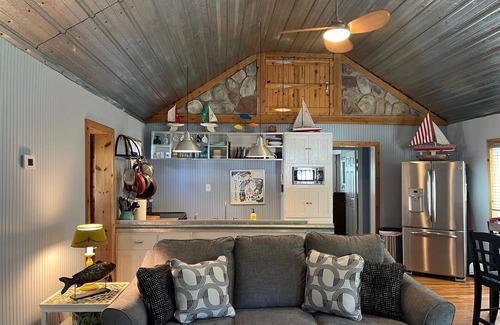 Caseville House | RIVERFRONT RETREAT/HEART of DOWNTOWN Caseville - short stroll to BEACH/sleeps 6