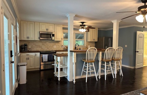 Tangipahoa Parish House | Riverfront Retreat: Cozy 2-Bedroom Escape by the Water