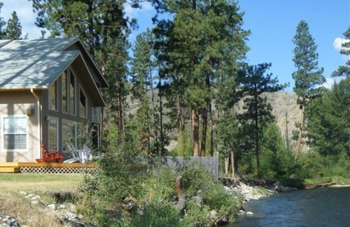 Conner House | Riverhouse Retreat on East Fork of the Bitterroot - Stunning Views & Tranquility