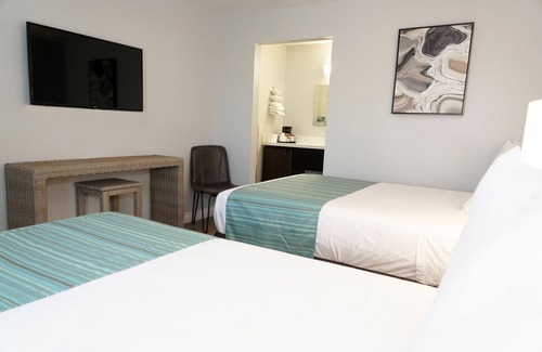 Mission Valley West Hotel | Riverleaf Inn Mission Valley