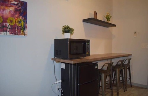 Niles Apartment | Rivers Edge Lofts - Unit 9
