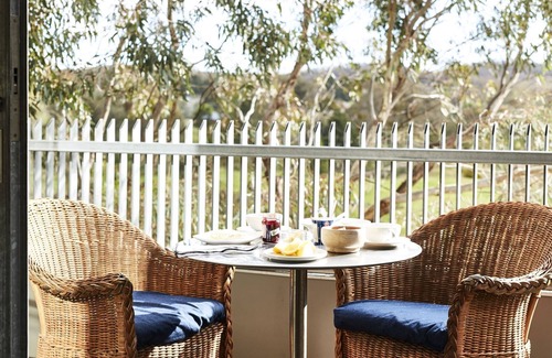 Chewton House | Riversdale Retreat - country escape