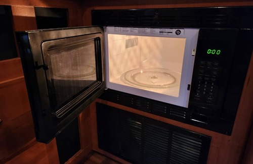 Colleton County House | Riverside 2-bedroom Camper with AC and WiFi. Boat ramp available.
