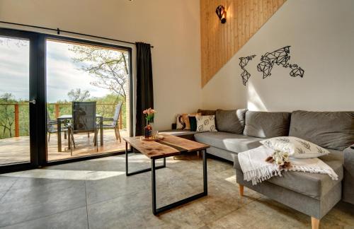 Ceske Budejovice 7 House | Riverside Cabin