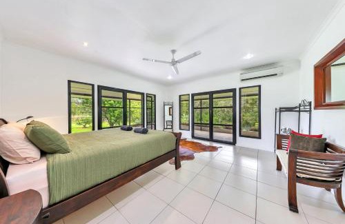Darwin River House | Riverside Homestead
