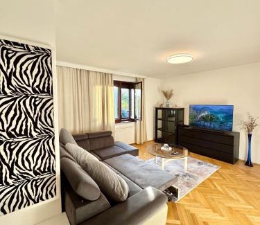 Krasna Apartment | Riverside Krásna