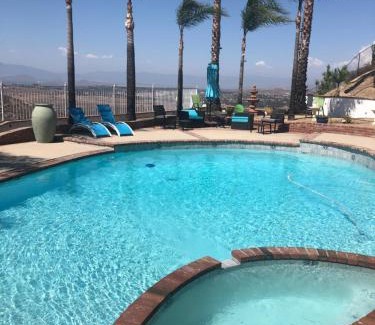Perris House | Riverside Lake Mathews Resort
