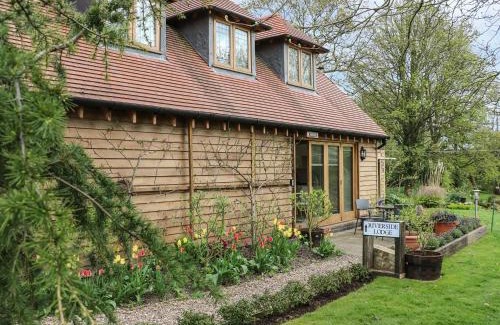 Cuckney House | Riverside Lodge