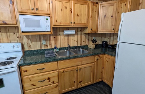 Park Rapids Cabin | Riverside Point Resort #7 | 2 Bed, 1 Bath