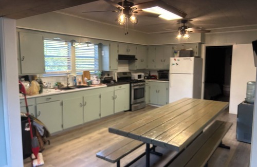 Mansura Cabin | Riverside Retreat on Old River Mansura