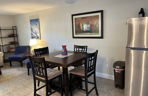 New Port Richey House | ❤️❤️RIVERSIDE RETREAT RIVERWALK FISHING🐠🐟HISTORIC DOWNTOWN-PETS WELCOME🐈🐩