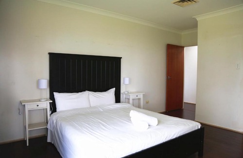 Riverstone House | Riverstone 5 Bedroom private and cozy House