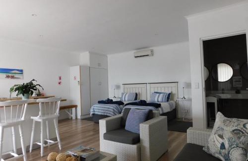 Laaiplek House | Rivertides Self Catering Guest House