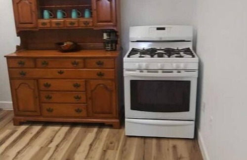 Savanna Apartment | RiverView Lux: 420 Friendly Damage Control, private deck w/hot tub