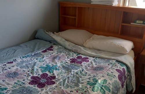 Walkerville House | Riverview , waterfront, homestay, bnb