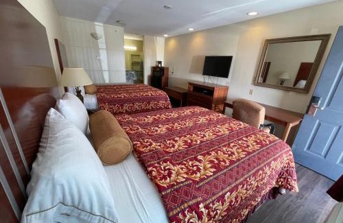 Kingsville Hotel | Riviera Inn and Suites