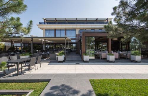 Lesniki Hotel | Riviera Zoloche Resort & Spa