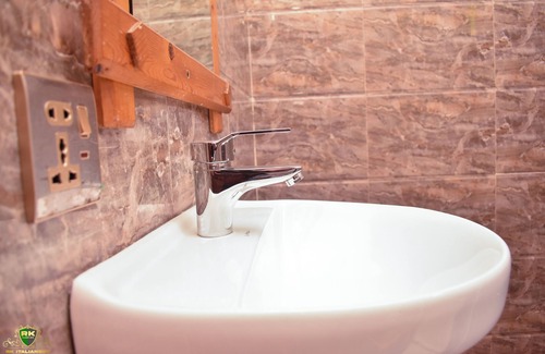 Nungua Central Hotel | RK Italian Boy Hotel