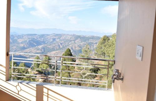 Sanjauli Bed & Breakfast | RKM Biulding Sharma B&B