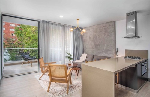 Cali Apartment | RM306 | Balcony | Pool | Gym | Santa Teresita