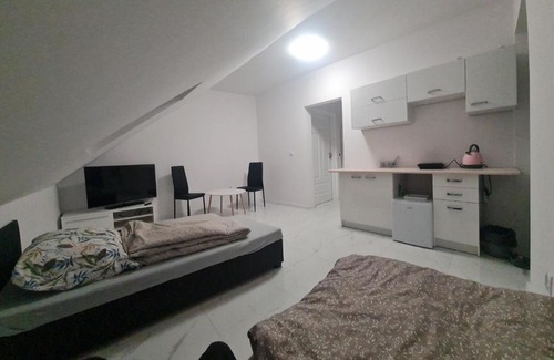 Kołbaskowo Apartment | RMF Naworol 10