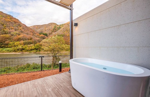 Tozawa Cottage | RMOGAMI B Type RoomTwo Double Beds OpenAir Bathtub Private Sauna/Mogami-gun Yamagata