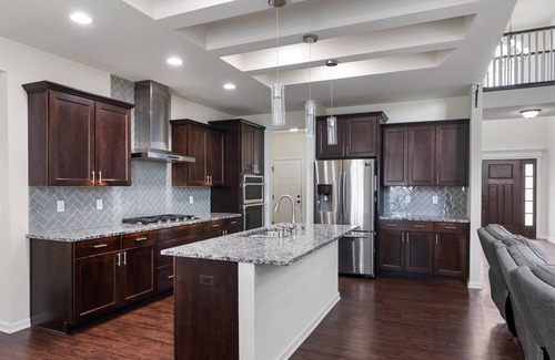 Brookfield House | RNC RENTAL- Spacious 5-bedroom house in Menomonee Falls