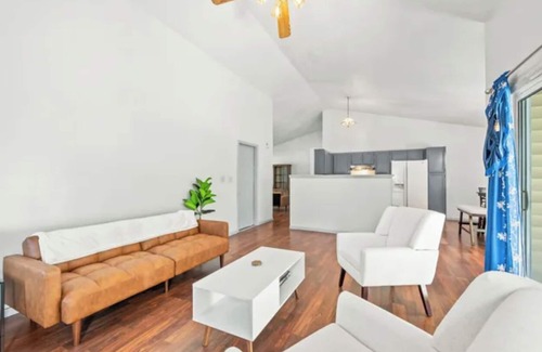 Southport House | Roadmap Lodging: Franciscan House by Greenwood Park Mall