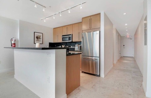 North Bay Village House | Roami at The Current |Miami |Waterfront 2BD