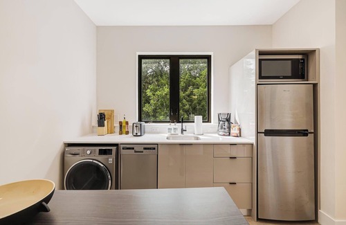 Midtown Apartment | Roami at The Palace | 2 Bedroom | King #04