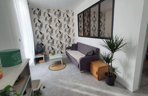 Roanne House | Roanne center, renovated apartment.