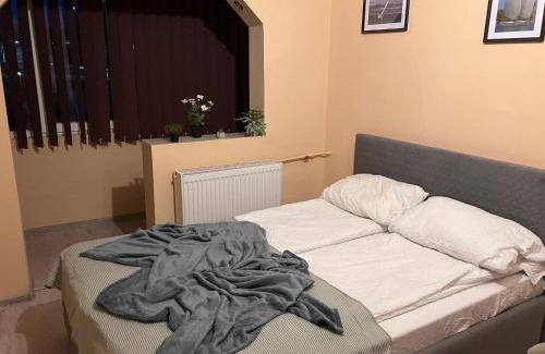 Arad Apartment | Robert room 18