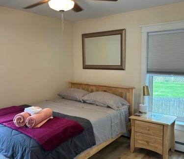 Colchester House | Roberts Lake House Room# 2