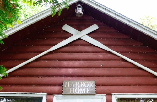 Idlewild Cottage | Robertson's Cottages; Door County Waterfront Resort/Harbor Home, Dog Friendly
