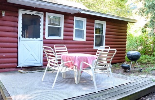 Idlewild Cottage | Robertson's Cottages; Door County Waterfront Resort/Harbor Home, Dog Friendly