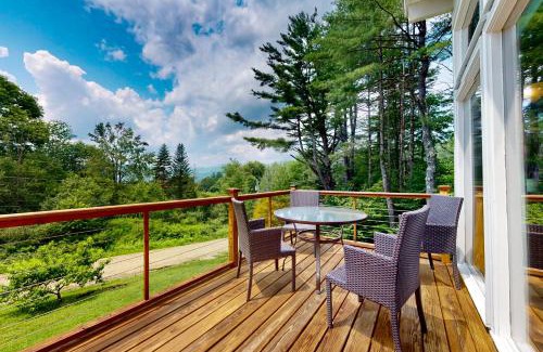 West Townshend House | Robin's Perch