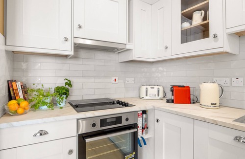 Clifden Apartment | Robins Nest birds eye view of Clifden town