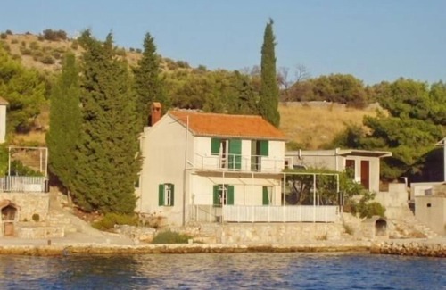 Kornati Ski Chalet | Robinson home in Žut with Seaview, Terrace (3467-1)