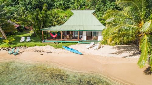 Pihaena Villa | Robinson's Cove Villas - Deluxe Cook Villa