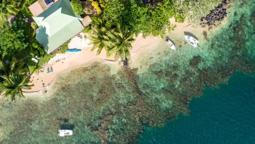 Pihaena Villa | Robinson's Cove Villas - Deluxe Cook Villa