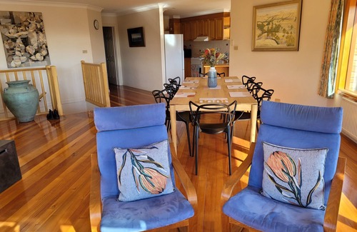 Marysville House | Robley Views - Spring time specials!