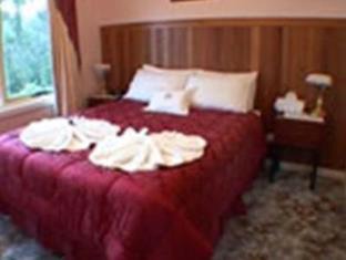 Merimbula House | Robyn's Nest Lakeside Resort