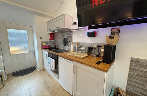 Brynsiencyn Cottage | Robyn’s Retreat – Cosy Hideaway Perfect for Explor