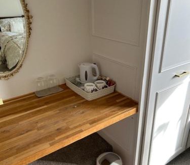 Crediton Bed & Breakfast | Rock Park Farm - home from home accommodation