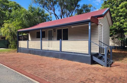 East Rockingham Hotel | Rockingham Holiday Village