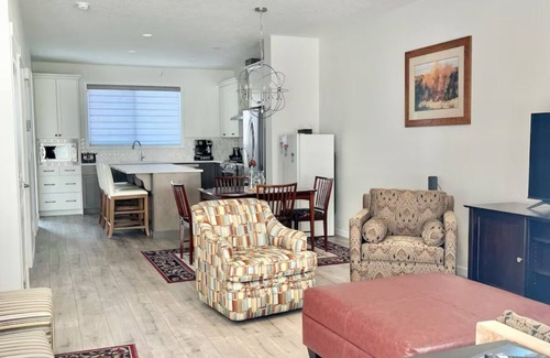 Keith House | Rockland Park Home: 3 BR, Easy Access to Banff