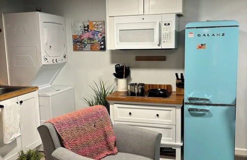 West Hartford Apartment | Rockledge Retreat